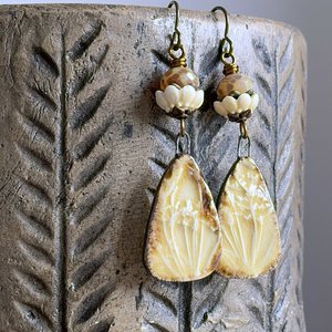 Handcrafted Cow Parsley Earrings in Honey Yellow Ceramic - Nature Inspired Jewelry Gift