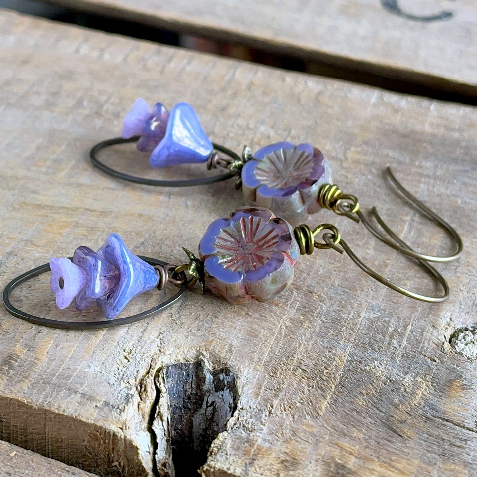 Lavender Czech Glass Flower Earrings. Purple Flower Bead Earrings. Stacked Earrings. Nature Inspired Floral Earrings