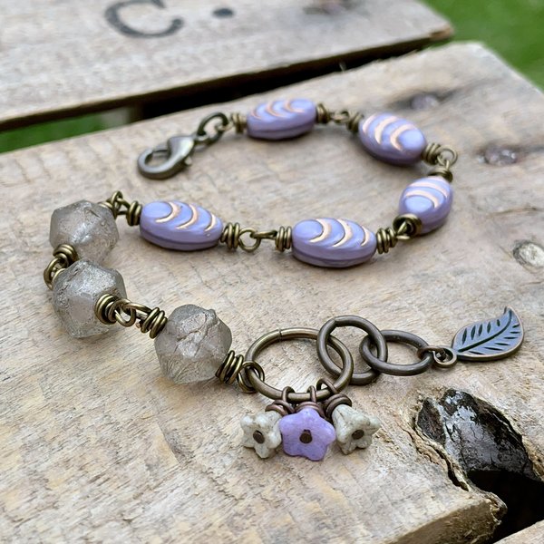 Wire Wrapped Czech Glass Bead Bracelet. Purple & Cream Beaded Bracelet. Pastel Bracelet. Bohemian Style Jewellery