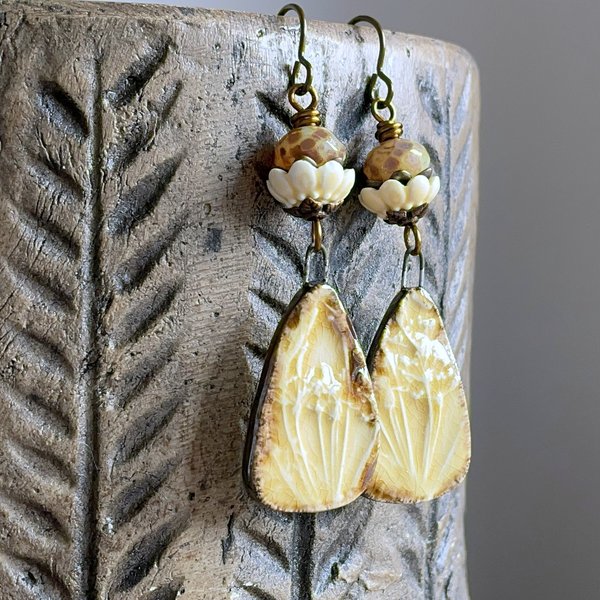 Handcrafted Cow Parsley Earrings in Honey Yellow Ceramic - Nature Inspired Jewelry Gift
